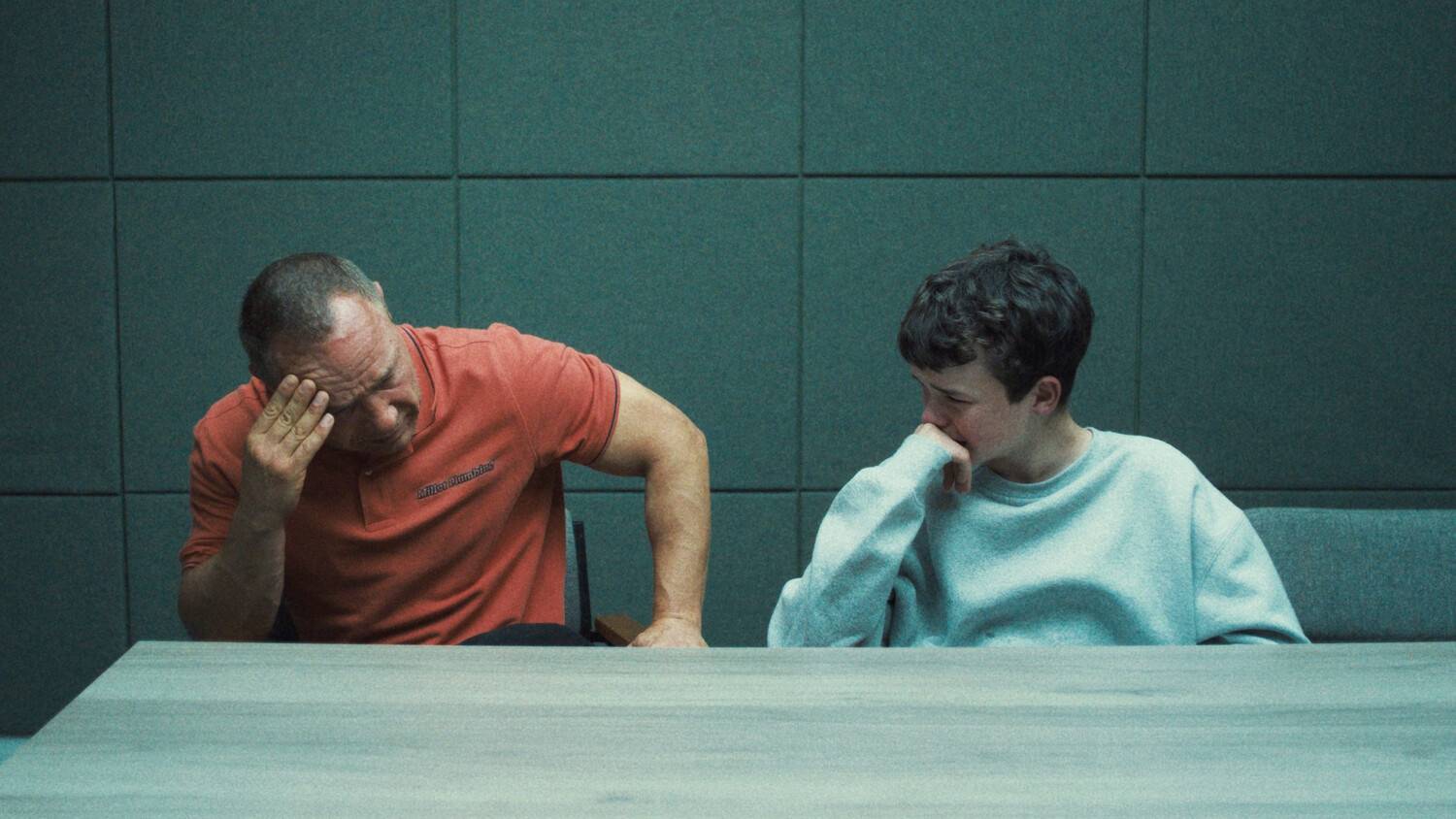 Топ‑10 сериалов 2025: что смотреть прямо сейчас по версии IMDb